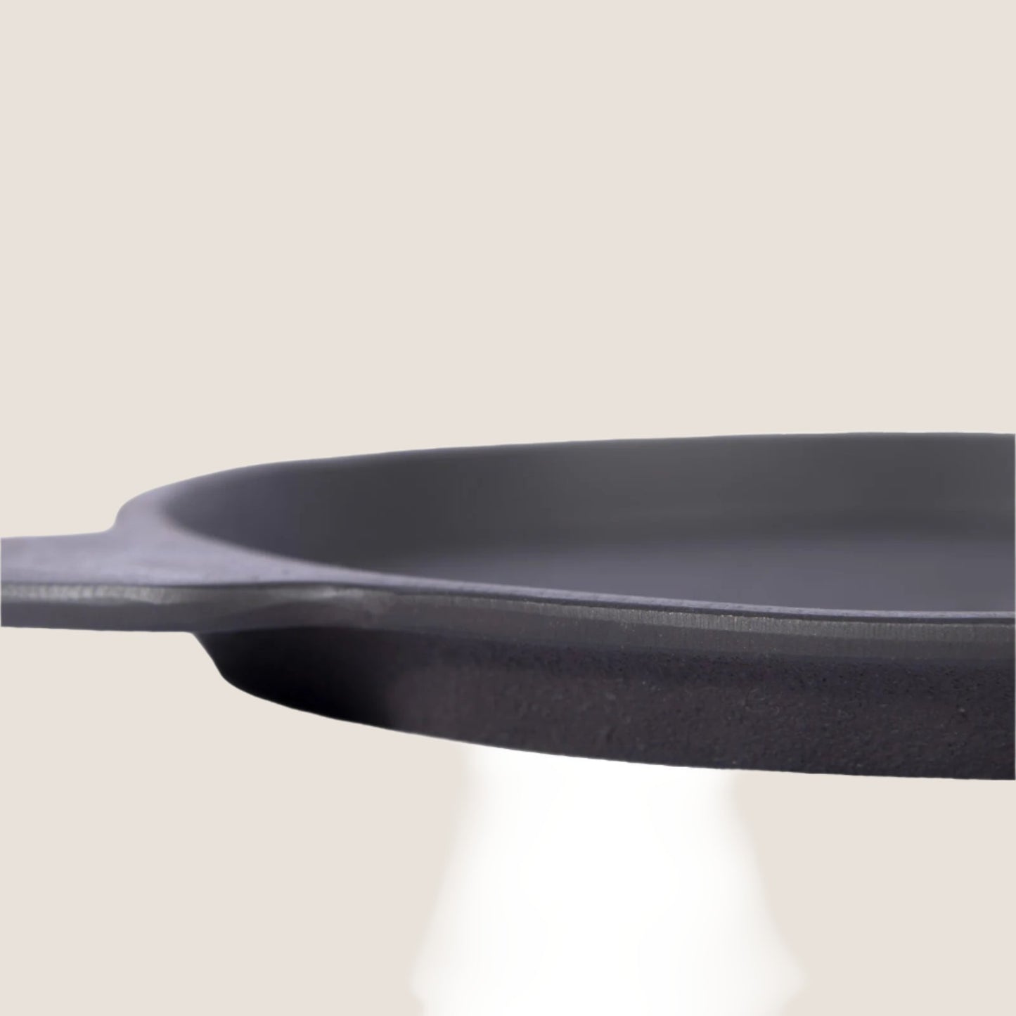 Cast Iron Addakal / Fish Fry pan - 23 cms